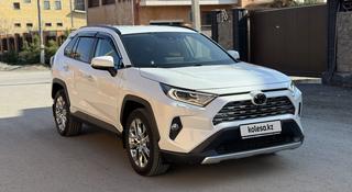 Toyota RAV4 2019 года за 14 900 000 тг. в Астана