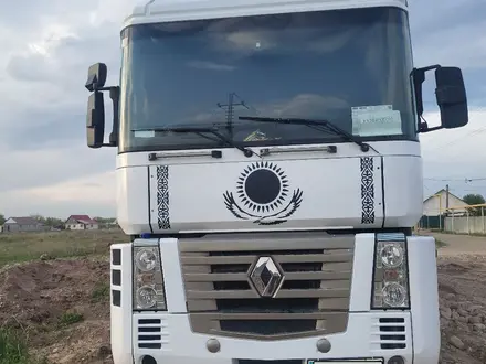 Renault  Magnum 2003 года за 13 500 000 тг. в Алматы