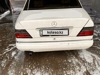 Mercedes-Benz E 220 1994 годаүшін1 400 000 тг. в Алматы