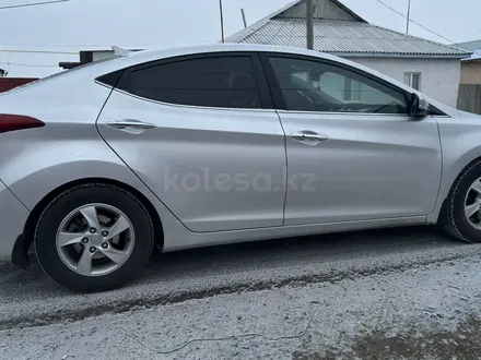 Hyundai Elantra 2015 года за 4 800 000 тг. в Атырау – фото 4