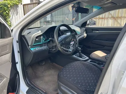Hyundai Elantra 2019 года за 7 200 000 тг. в Алматы – фото 11