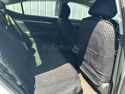 Hyundai Elantra 2019 года за 7 200 000 тг. в Алматы – фото 6