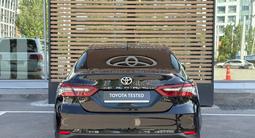 Toyota Camry Luxe 2023 года за 16 100 000 тг. в Астана – фото 4