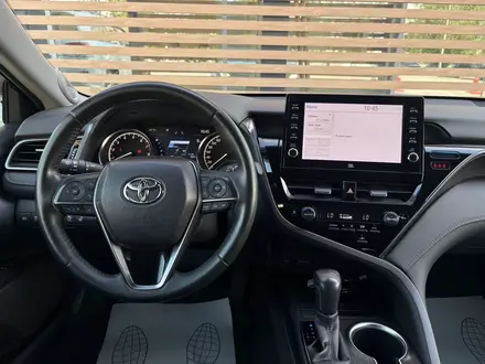 Toyota Camry Luxe 2023 года за 16 100 000 тг. в Астана – фото 9