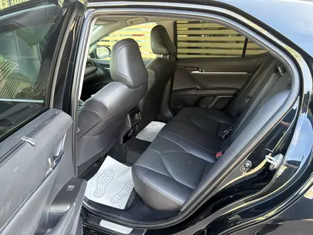 Toyota Camry Luxe 2023 года за 16 100 000 тг. в Астана – фото 11