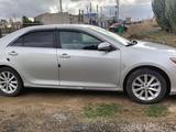Toyota Camry 2013 года за 9 200 000 тг. в Актобе