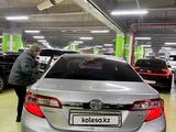 Toyota Camry 2013 года за 9 200 000 тг. в Актобе – фото 5