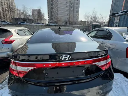 Hyundai Grandeur 2015 года за 5 300 000 тг. в Алматы – фото 6