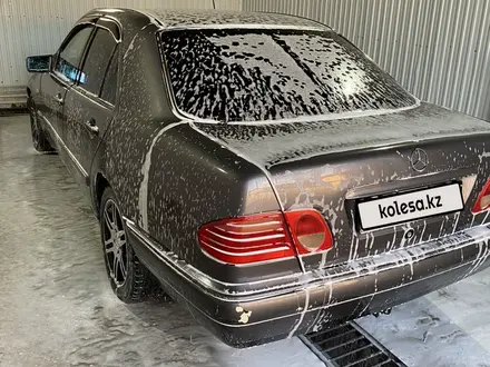 Mercedes-Benz E 280 1996 года за 2 500 000 тг. в Актау – фото 11