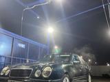 Mercedes-Benz E 230 1996 годаүшін2 400 000 тг. в Петропавловск