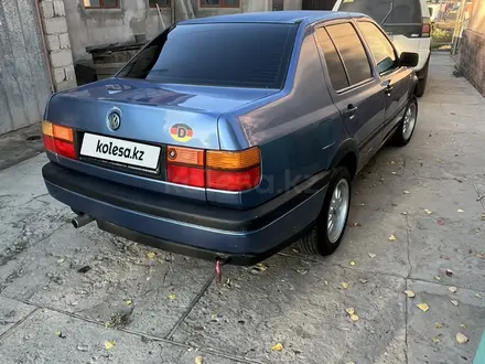 Volkswagen Vento 1992 года за 1 900 000 тг. в Тараз – фото 4