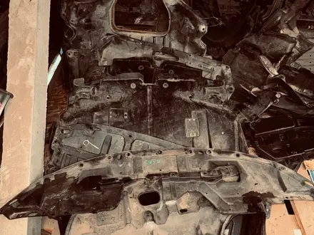 Подкрылки , защита двигателя LEXUS RX ES GS TOYOTA WINDOM ARISTO HARRIER за 50 000 тг. в Астана – фото 2