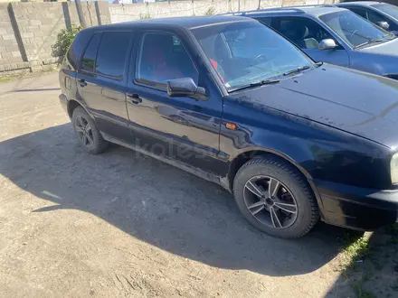 Volkswagen Golf 1995 годаүшін2 200 000 тг. в Уральск – фото 3