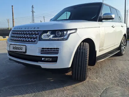 Land Rover Range Rover 2014 года за 23 500 000 тг. в Алматы – фото 2