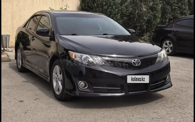 Toyota Camry 2013 года за 5 500 000 тг. в Жанаозен