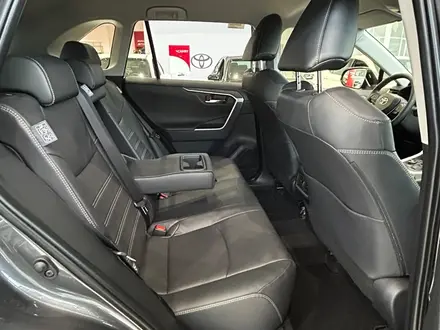 Toyota RAV4 Luxe 2025 года за 22 490 000 тг. в Астана – фото 21
