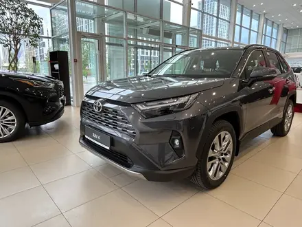 Toyota RAV4 Luxe 2025 года за 22 490 000 тг. в Астана