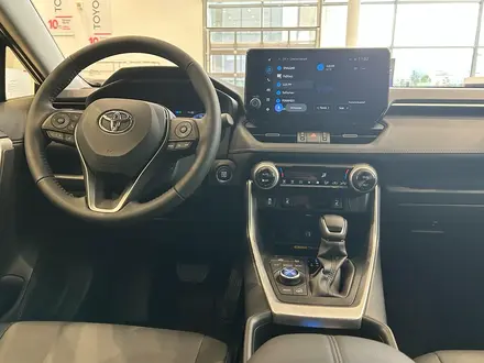 Toyota RAV4 Luxe 2025 года за 22 490 000 тг. в Астана – фото 14