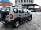 Chevrolet Niva 2011 годаfor2 350 000 тг. в Актобе – фото 4