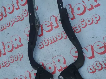 Петли двери капота кронштейны крышки багажника петля кронштейн Explorer за 5 000 тг. в Алматы – фото 2