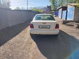 Audi A4 1998 года за 1 800 000 тг. в Риддер – фото 4
