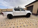 Toyota Hilux 2017 года за 15 000 000 тг. в Жанаозен – фото 3