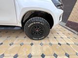 Toyota Hilux 2017 года за 15 000 000 тг. в Жанаозен – фото 4