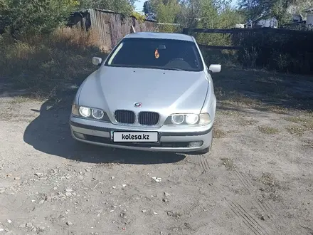 BMW 523 1999 года за 3 900 000 тг. в Караганда – фото 12