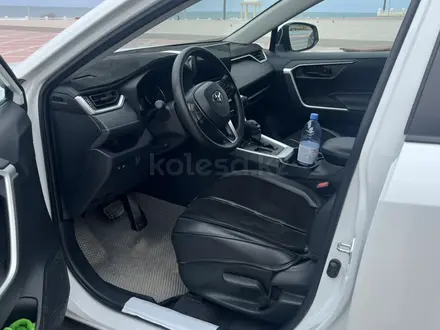 Toyota RAV4 2024 года за 16 200 000 тг. в Актау – фото 2