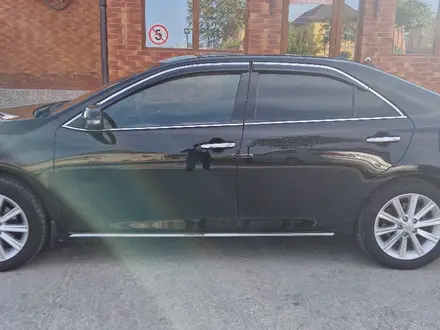 Toyota Camry 2014 года за 9 900 000 тг. в Актау – фото 2