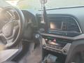 Hyundai Elantra 2018 года за 6 600 000 тг. в Тараз – фото 11