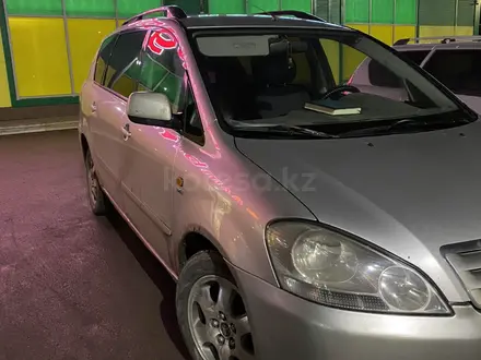 Toyota Avensis Verso 2001 года за 3 900 000 тг. в Уральск – фото 4