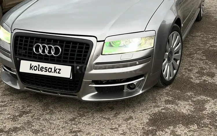 Audi A8 2004 годаfor5 500 000 тг. в Актобе