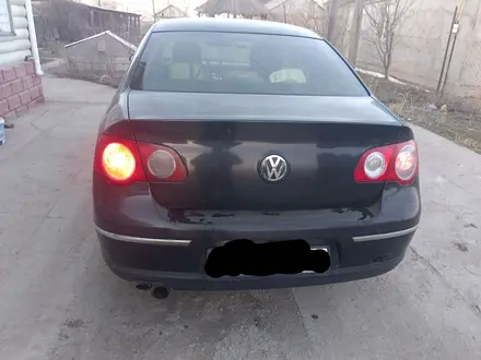 Volkswagen Passat 2006 года за 2 500 000 тг. в Алматы – фото 2