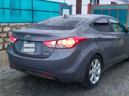 Hyundai Elantra 2012 года за 4 000 000 тг. в Атырау – фото 8