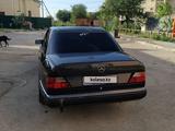 Mercedes-Benz E 220 1993 года за 1 600 000 тг. в Кызылорда – фото 4