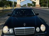 Mercedes-Benz E 240 1998 годаfor3 650 000 тг. в Шымкент – фото 3