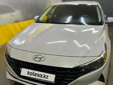 Hyundai Elantra 2022 года за 11 500 000 тг. в Алматы – фото 5