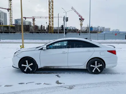 Hyundai Sonata 2013 года за 5 700 000 тг. в Астана – фото 9