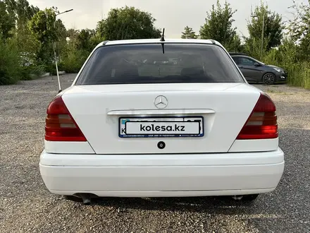 Mercedes-Benz C 200 1993 года за 1 850 000 тг. в Алматы – фото 6