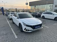 Hyundai Elantra 2023 годаfor10 300 000 тг. в Алматы