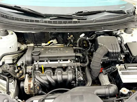 Kia Cerato 2013 года за 3 000 000 тг. в Актобе – фото 15