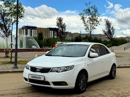 Kia Cerato 2013 года за 3 000 000 тг. в Актобе – фото 2