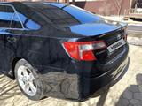 Toyota Camry 2014 года за 8 000 000 тг. в Атырау – фото 3