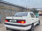 Volkswagen Vento 1993 годаүшін1 500 000 тг. в Уральск – фото 5