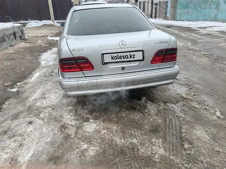 Mercedes-Benz E 55 AMG 1998 года за 5 800 000 тг. в Алматы – фото 12