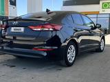 Hyundai Elantra 2018 года за 4 600 000 тг. в Актобе – фото 4