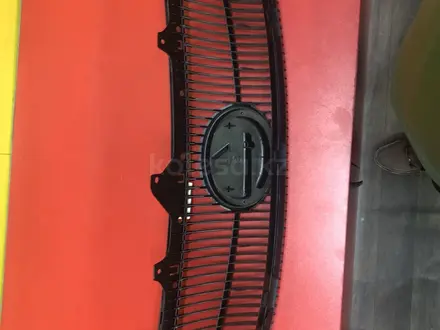 Решетка радиатора Lexus GS300 за 25 000 тг. в Алматы – фото 2