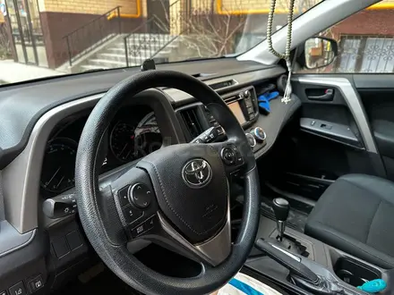 Toyota RAV4 2018 года за 12 200 000 тг. в Жанаозен – фото 6