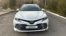 Toyota Camry 2019 года за 13 300 000 тг. в Шымкент – фото 3